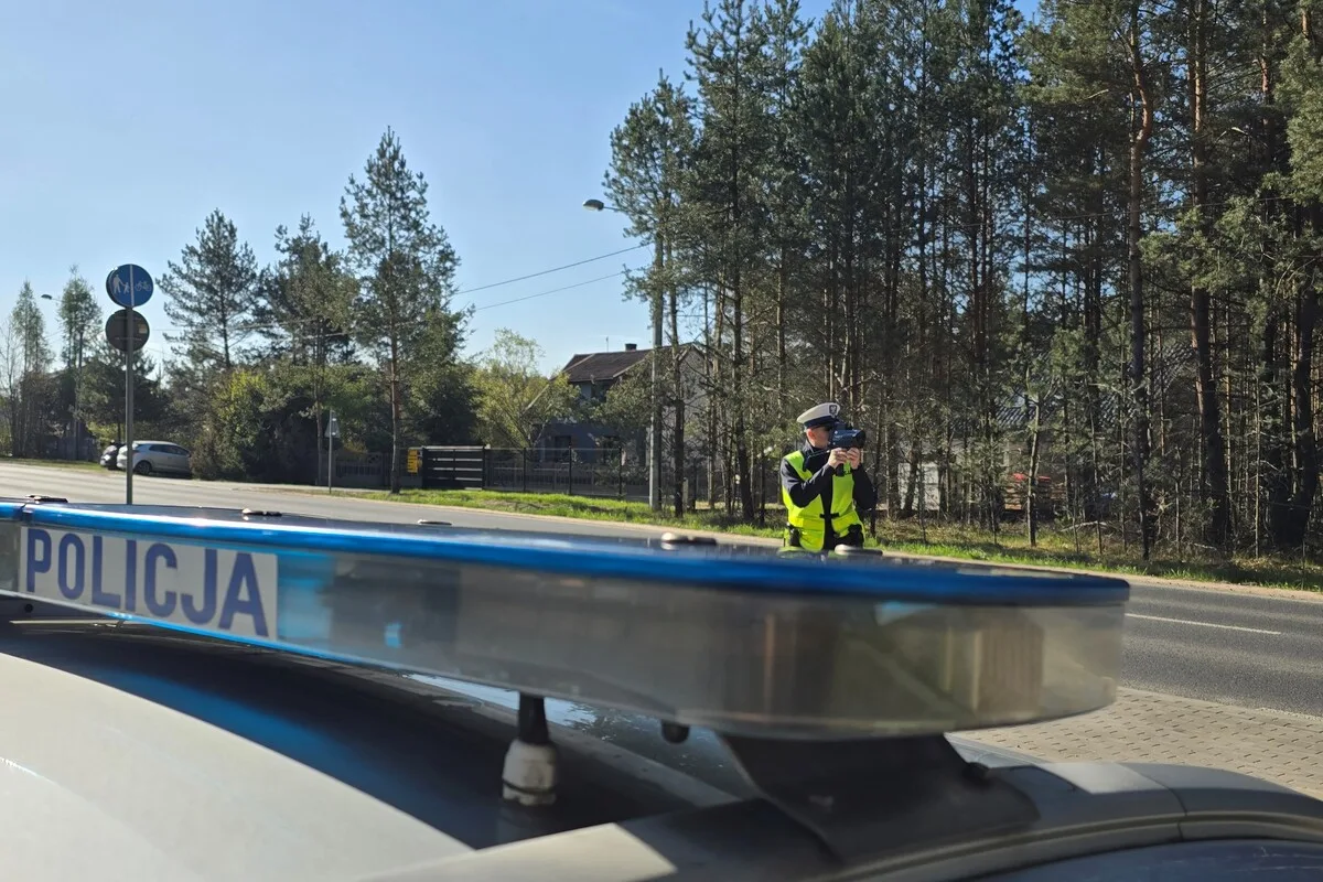 Kierowca Citroena przekroczył prędkość o 57 km/h w strefie zabudowanej